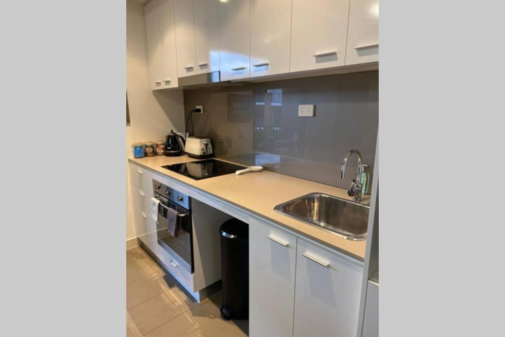 Deluxe Close To City Wifi Netflix Wine Parking Apartment Perth Exterior foto